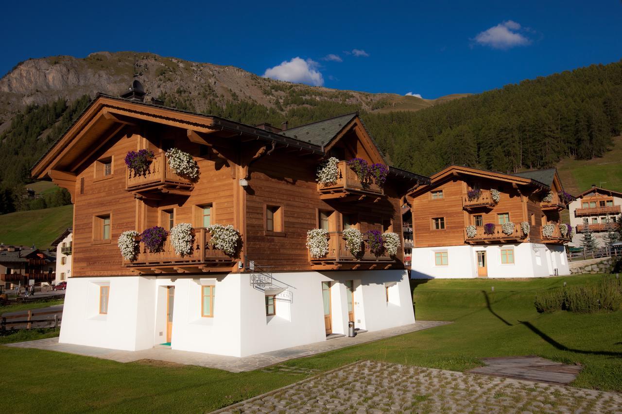 Aparthotel Les Fleurs Bleues Livigno Exterior foto