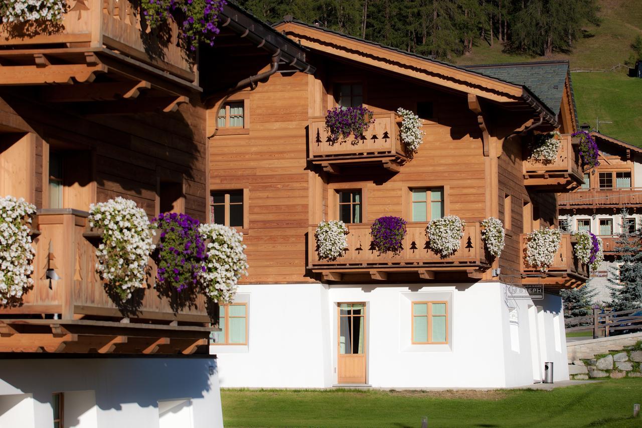 Aparthotel Les Fleurs Bleues Livigno Exterior foto
